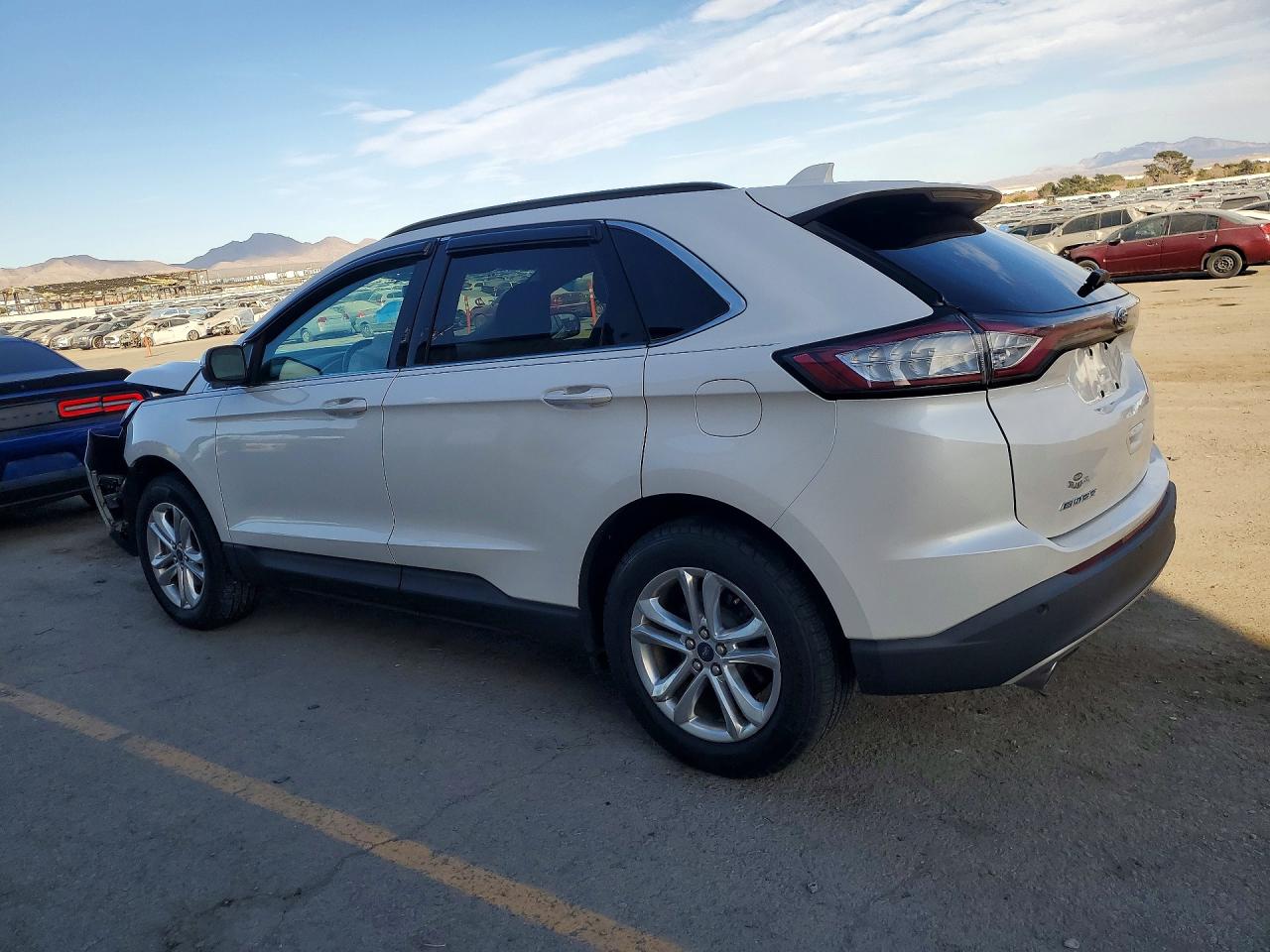 2015 FORD EDGE SEL photo 4