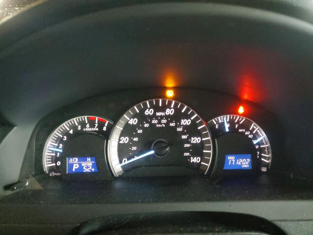 2013 TOYOTA CAMRY L photo 17