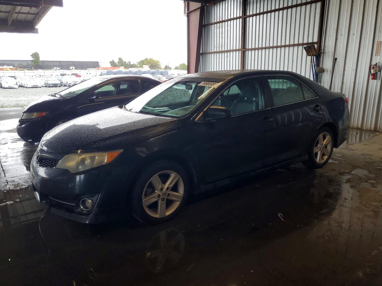 2013 TOYOTA CAMRY