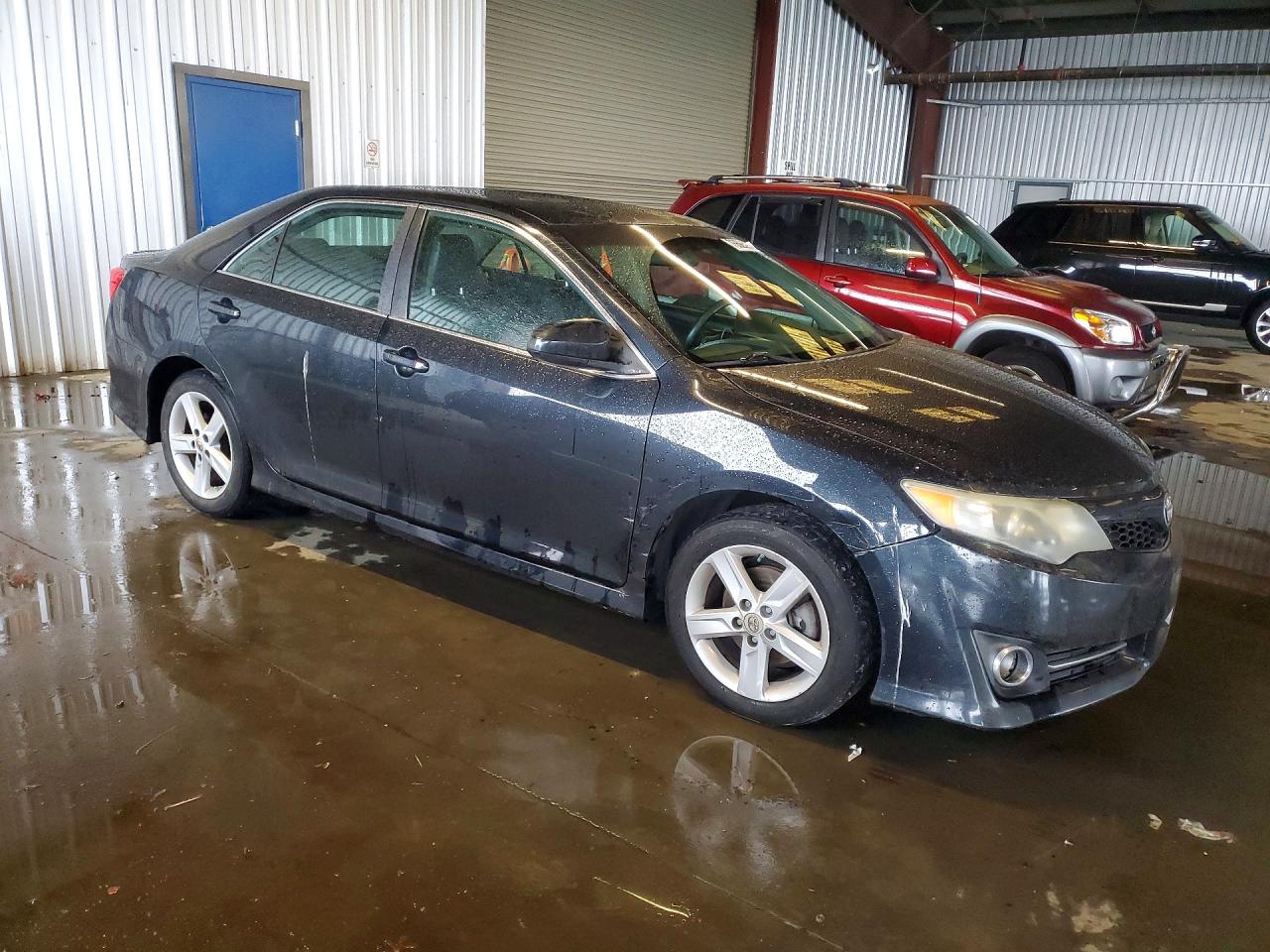 2013 TOYOTA CAMRY L photo 7
