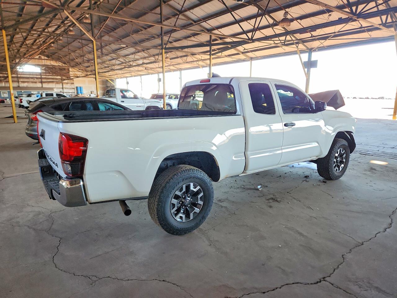 2022 TOYOTA TACOMA ACCESS CAB photo 3