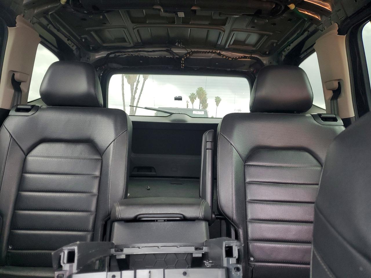 2018 VOLKSWAGEN ATLAS SEL PREMIUM photo 19