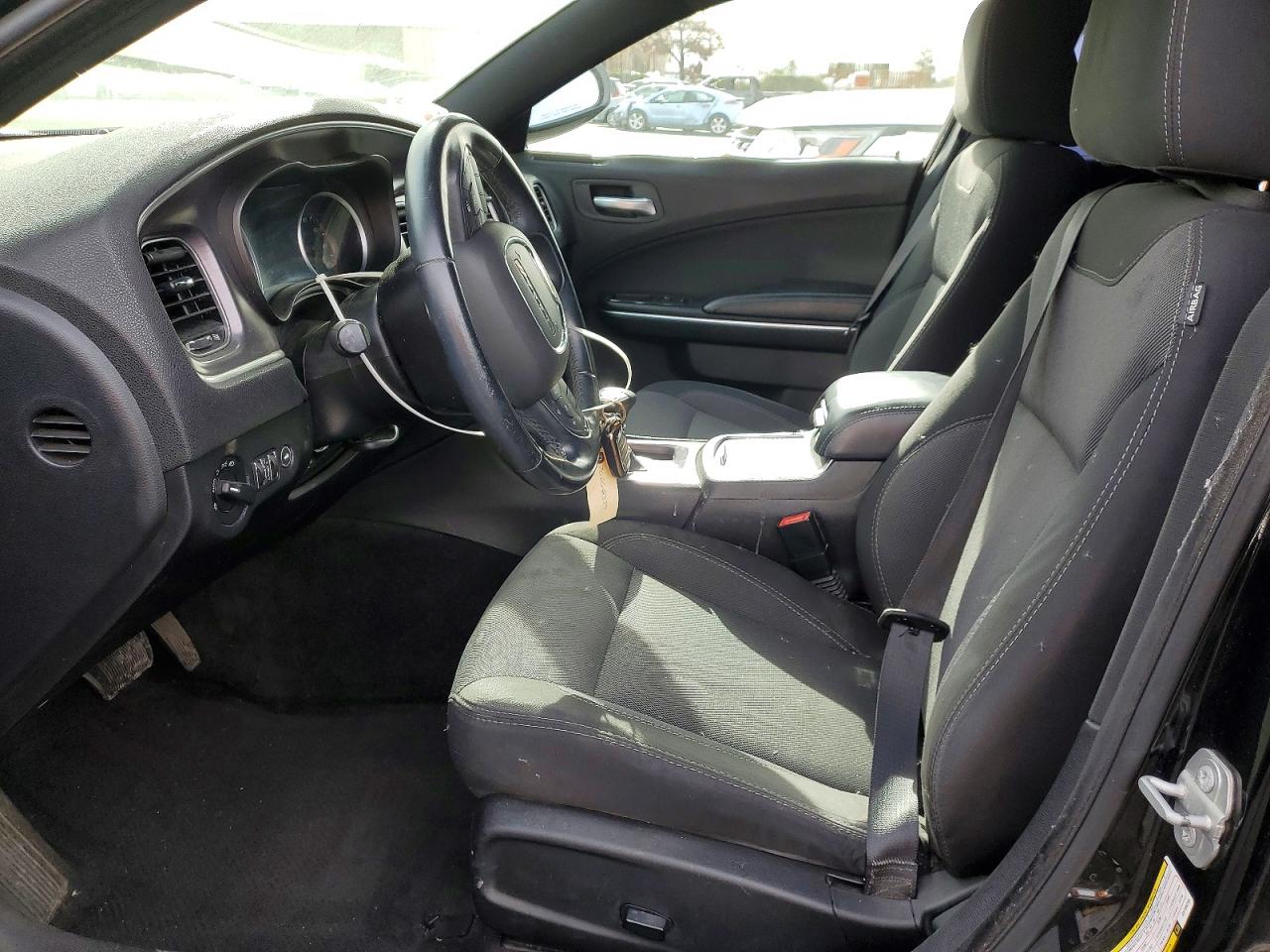 2016 DODGE CHARGER SE photo 13