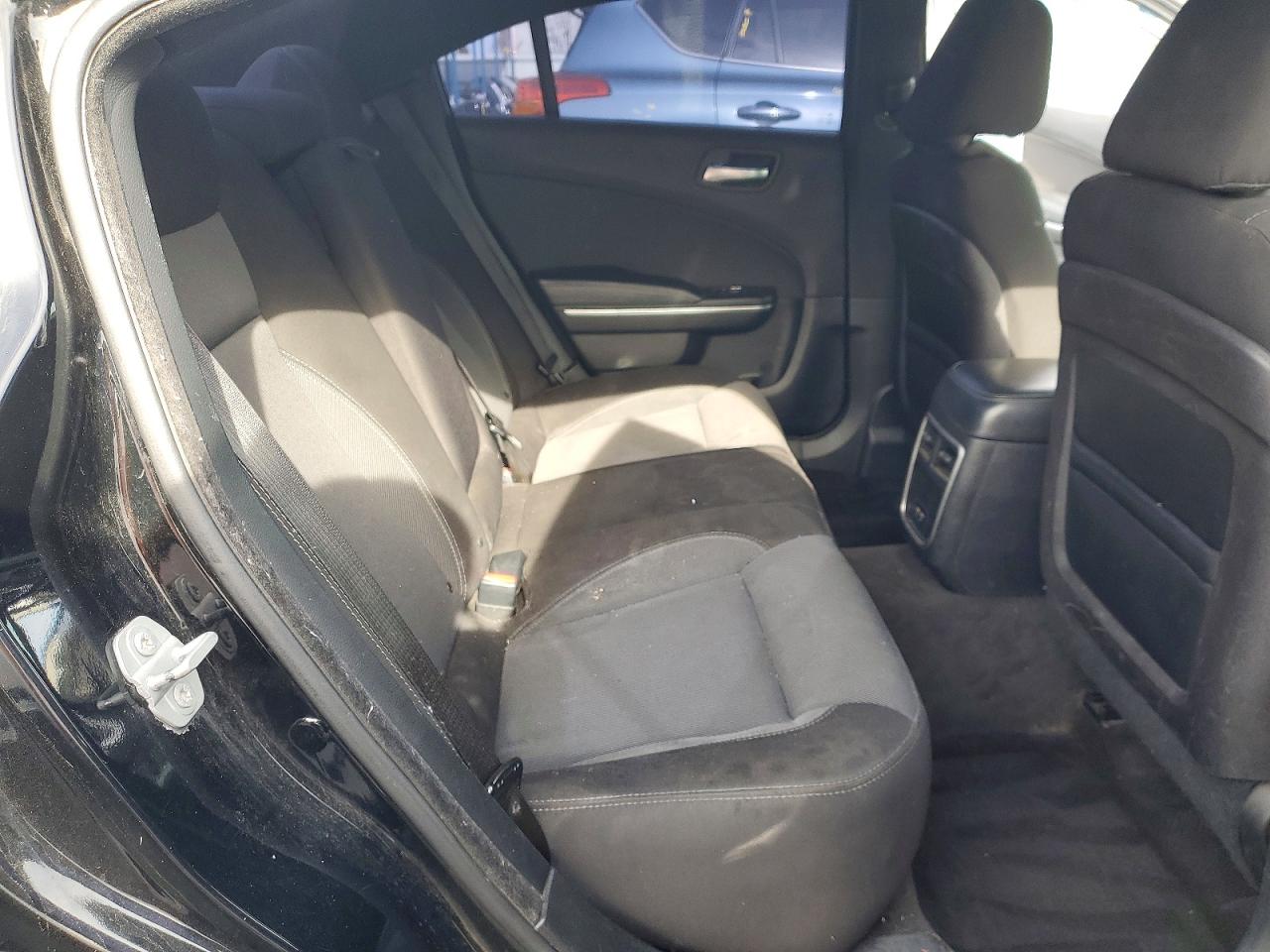 2016 DODGE CHARGER SE photo 19