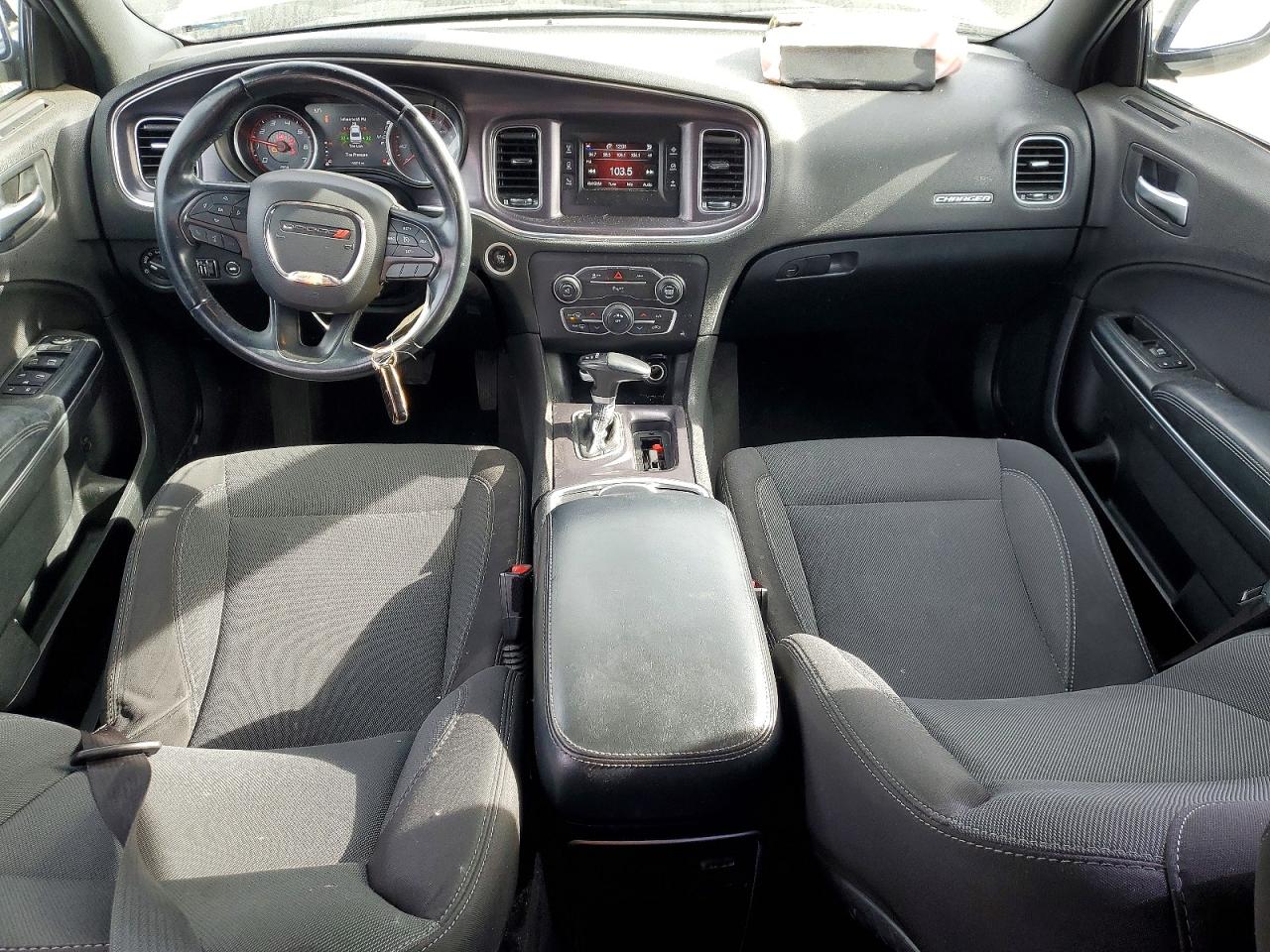 2016 DODGE CHARGER SE photo 15