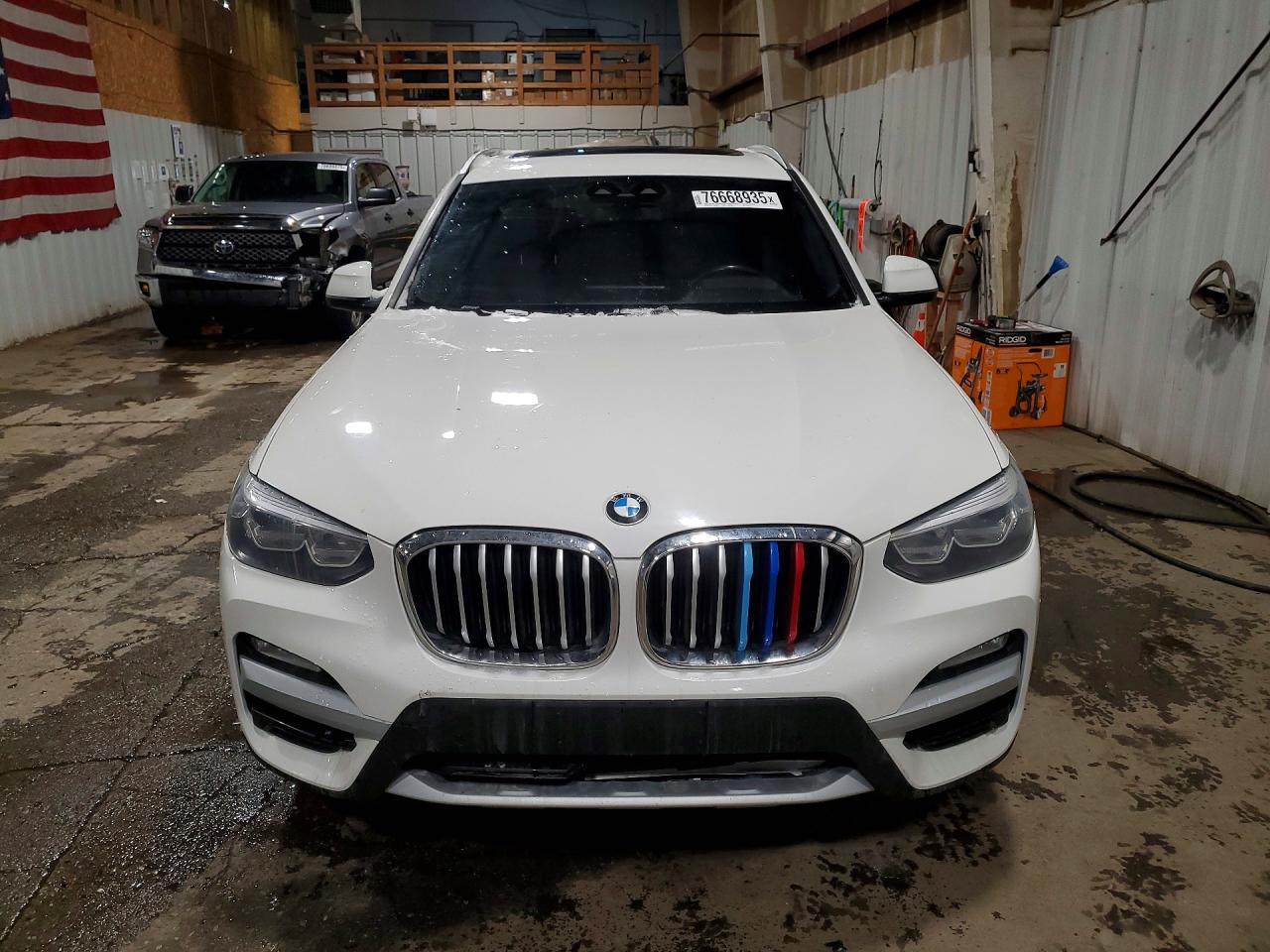 2019 BMW X3 XDRIVE30I photo 5