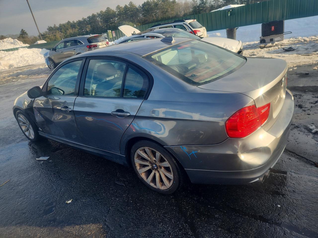 2011 BMW 328 XI SULEV photo 3