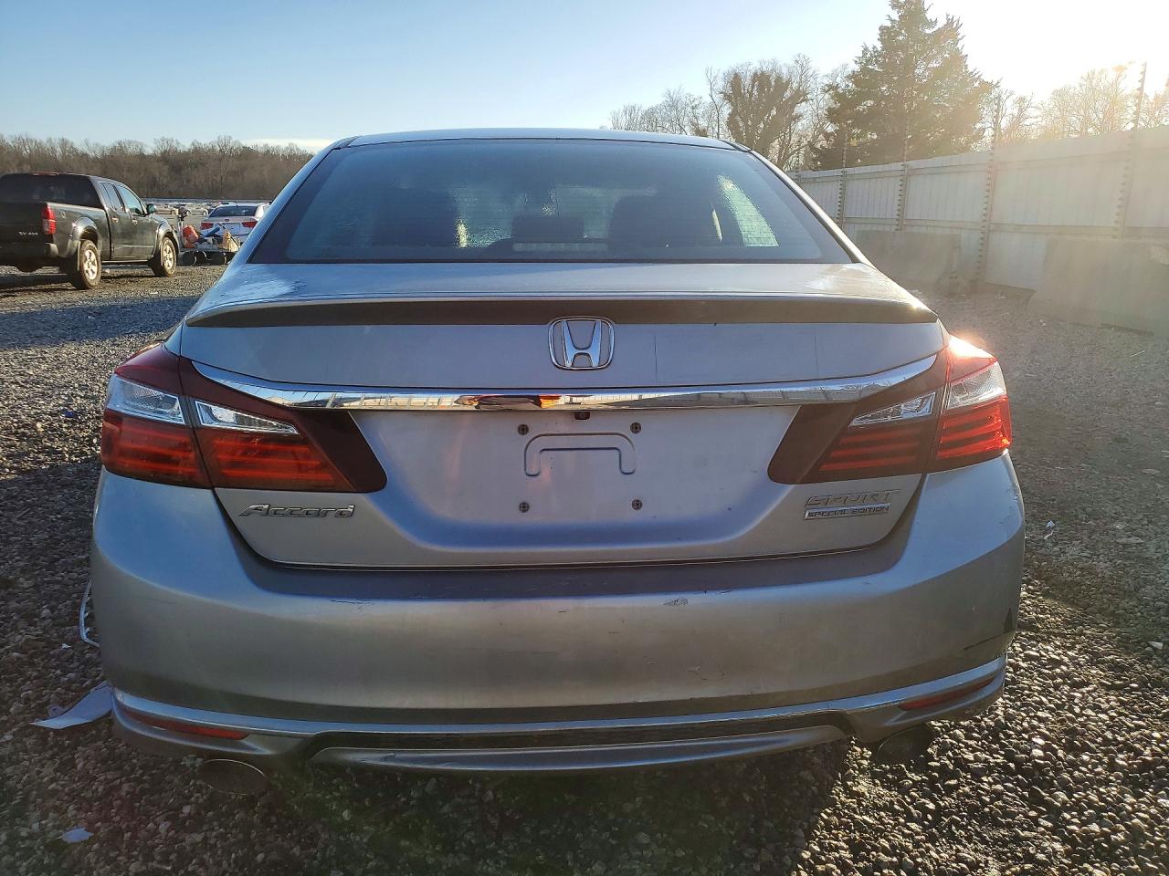 2017 HONDA ACCORD SPORT SPECIAL EDITION photo 6