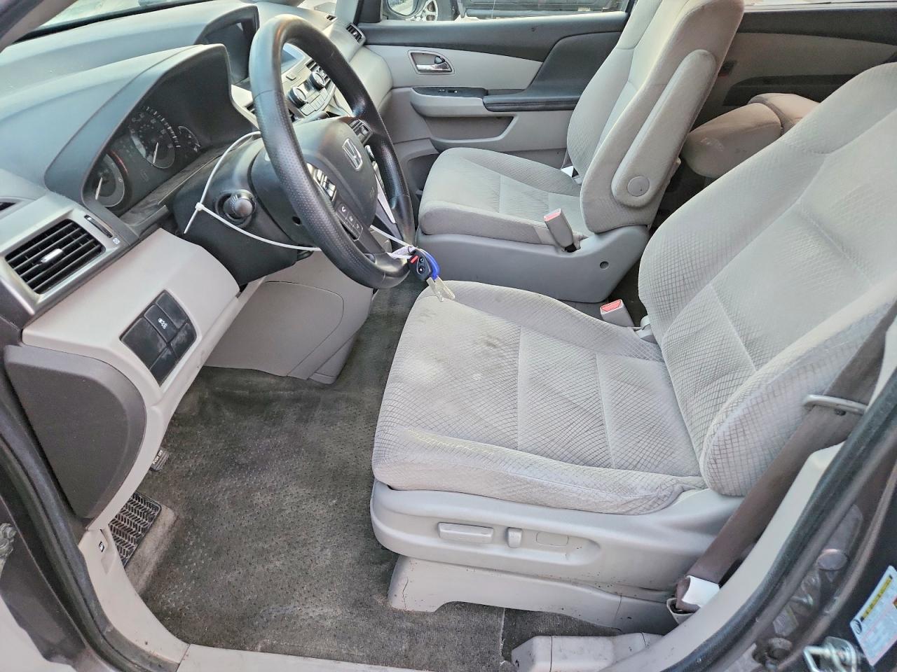 2014 HONDA ODYSSEY LX photo 7