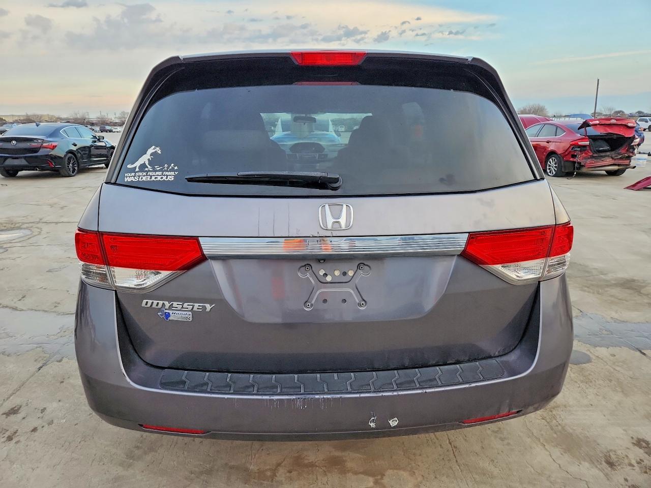 2014 HONDA ODYSSEY LX photo 6