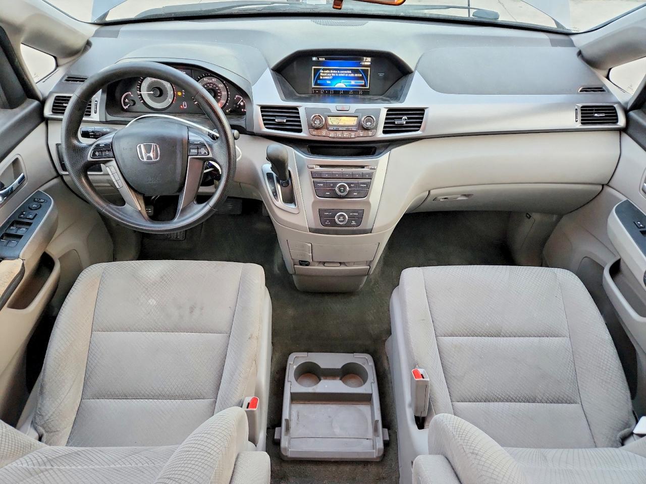 2014 HONDA ODYSSEY LX photo 8