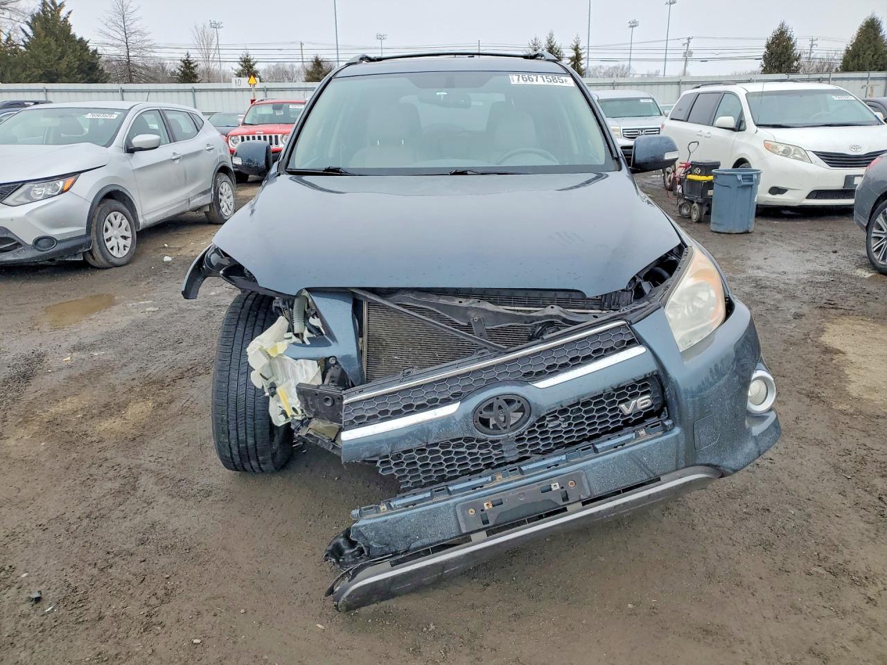 2012 TOYOTA RAV4 LIMITED photo 9