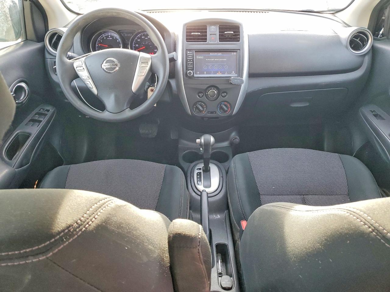 2019 NISSAN VERSA S photo 22