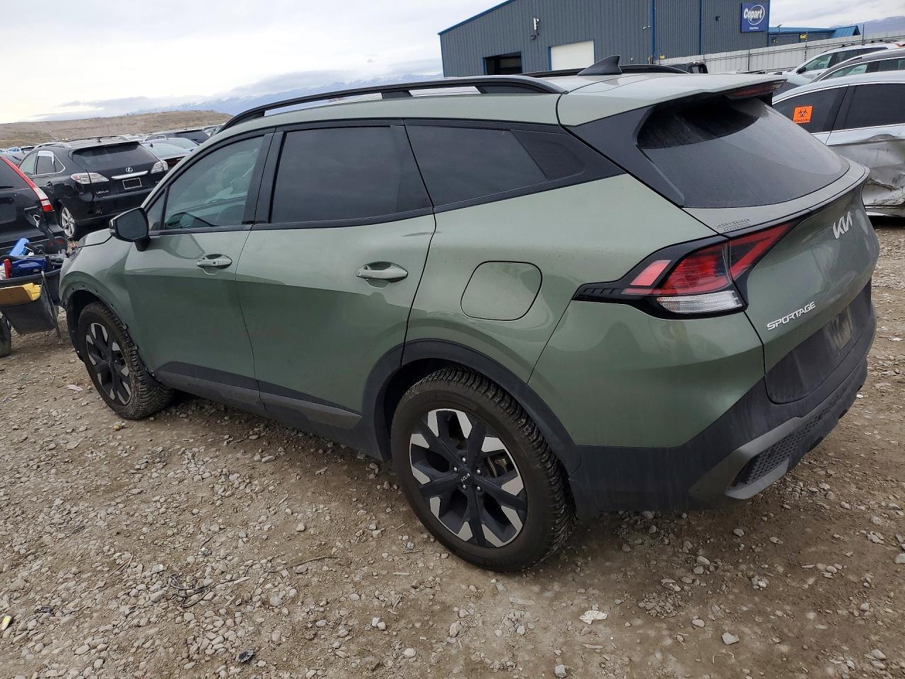 2023 KIA SPORTAGE X-LINE photo 3