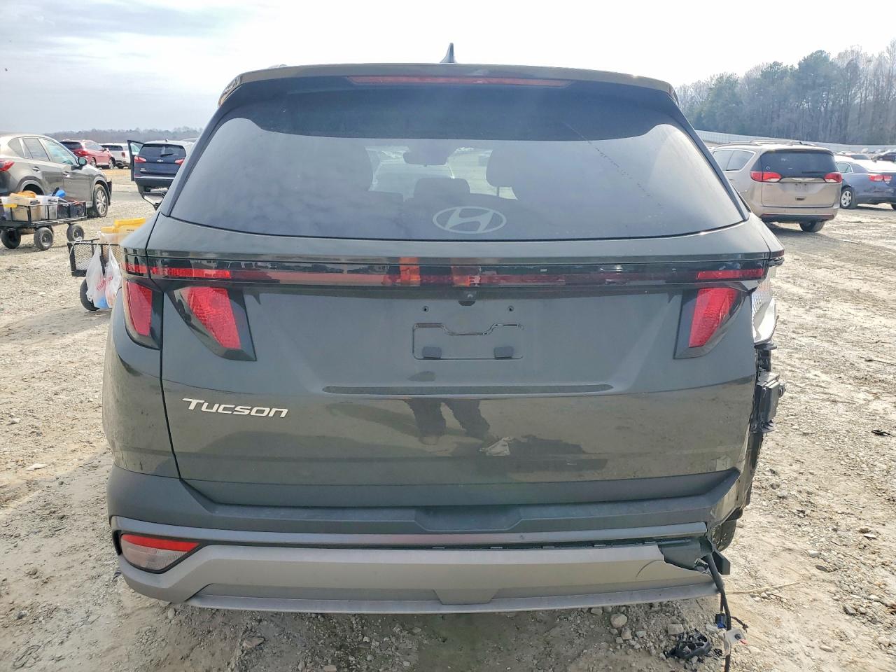 2025 HYUNDAI TUCSON SEL photo 6