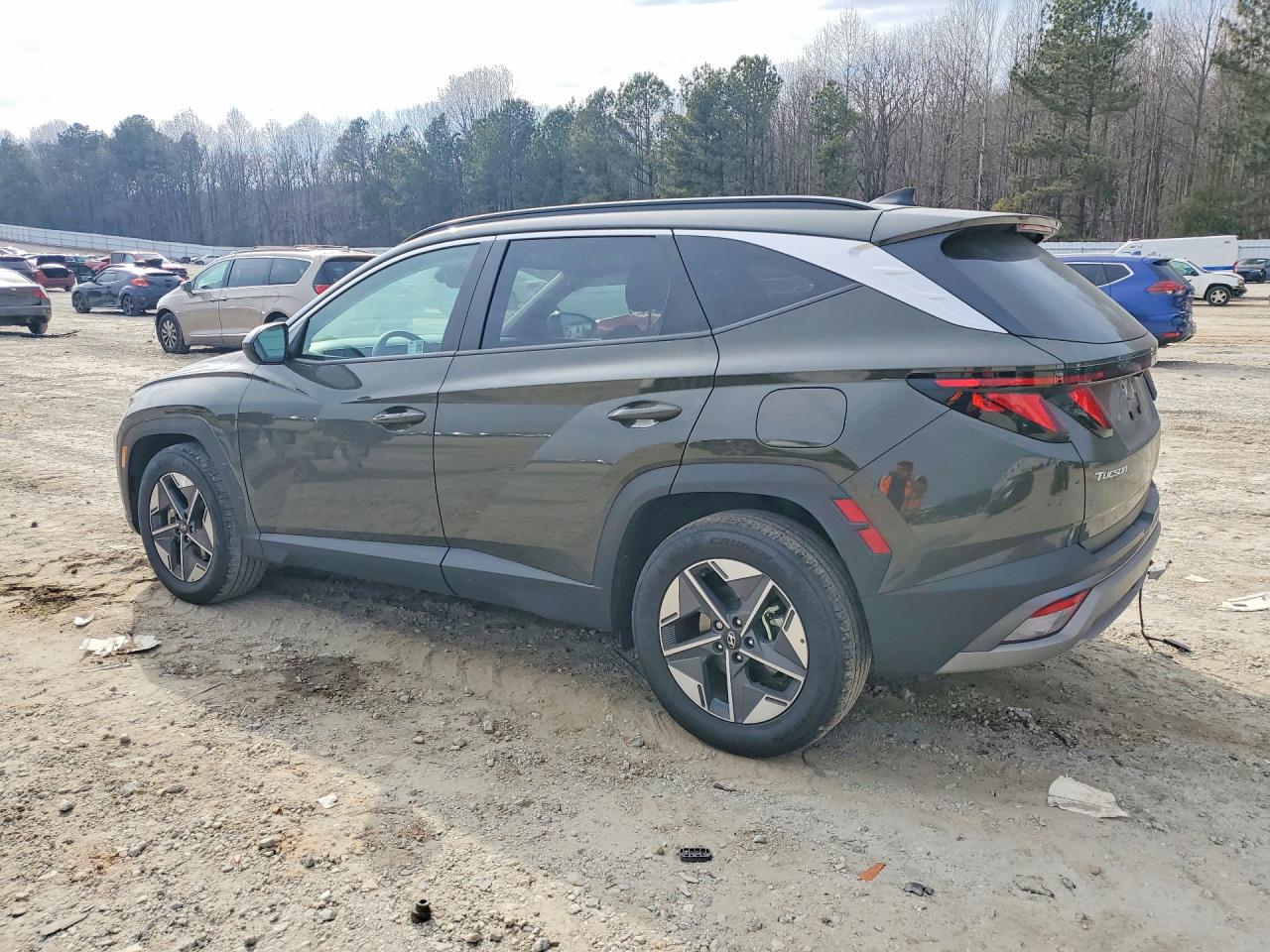 2025 HYUNDAI TUCSON SEL photo 2