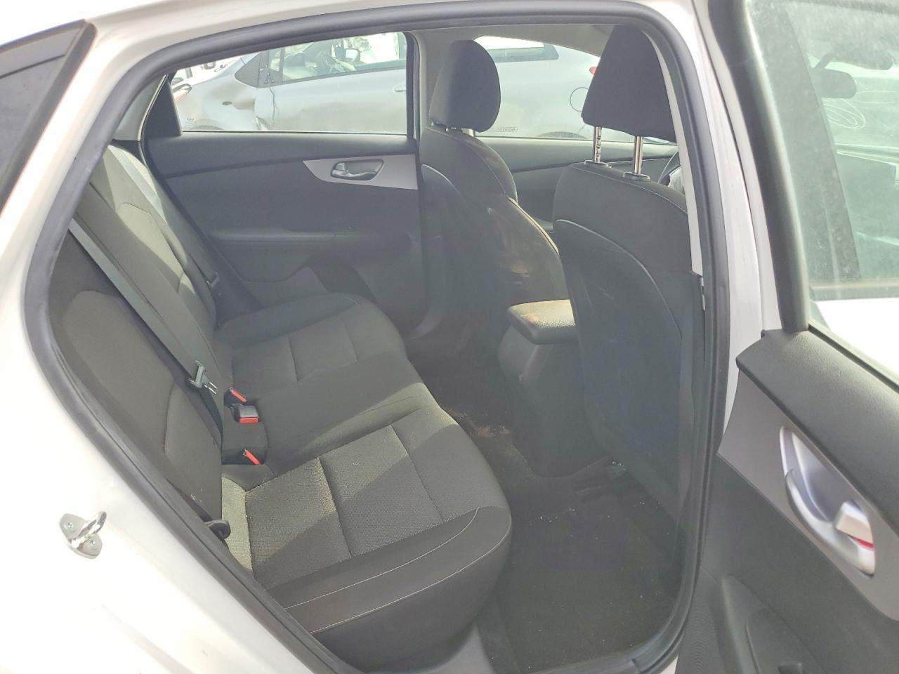 2024 KIA FORTE LXS photo 10