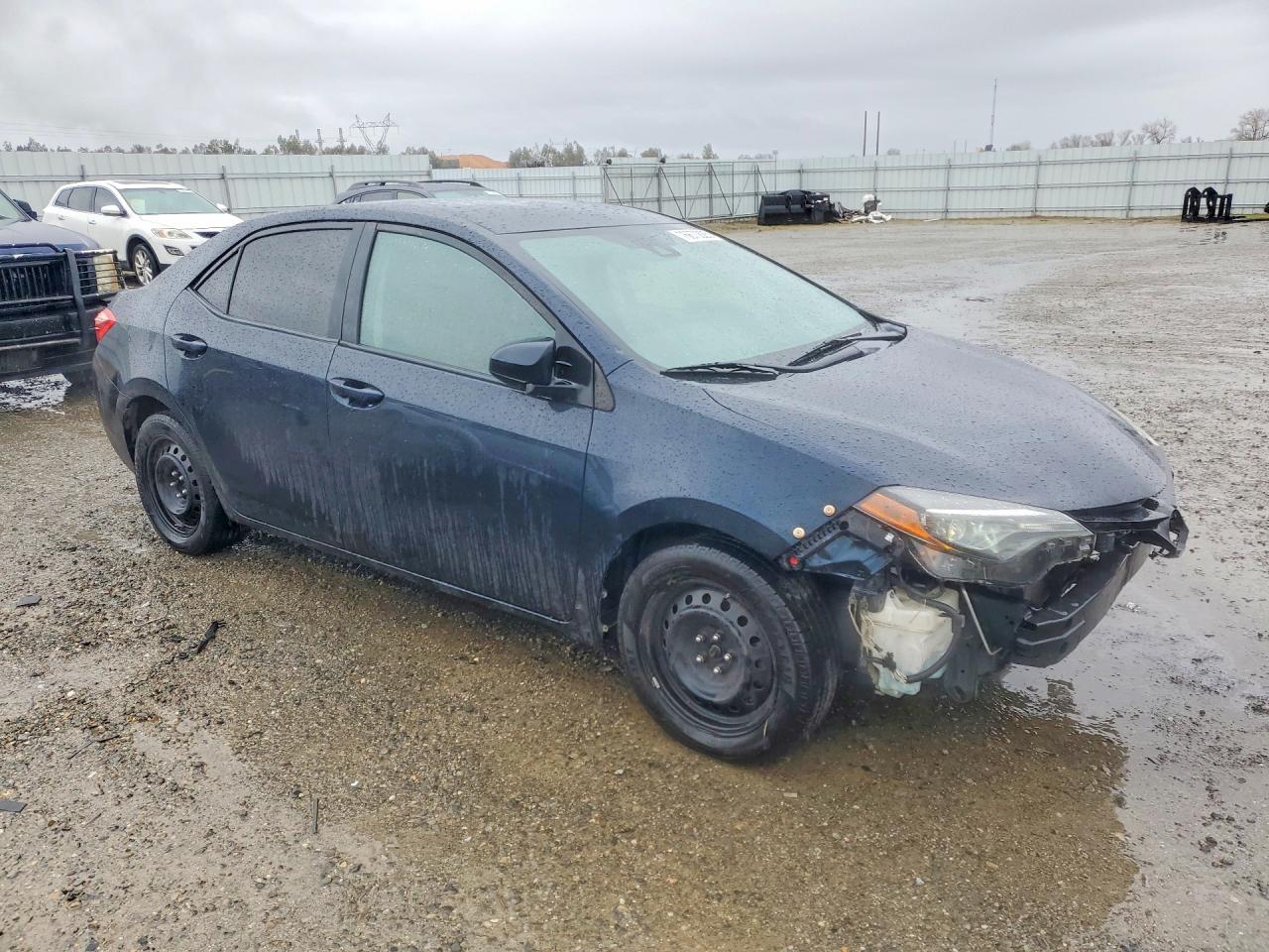 2019 TOYOTA COROLLA L photo 4