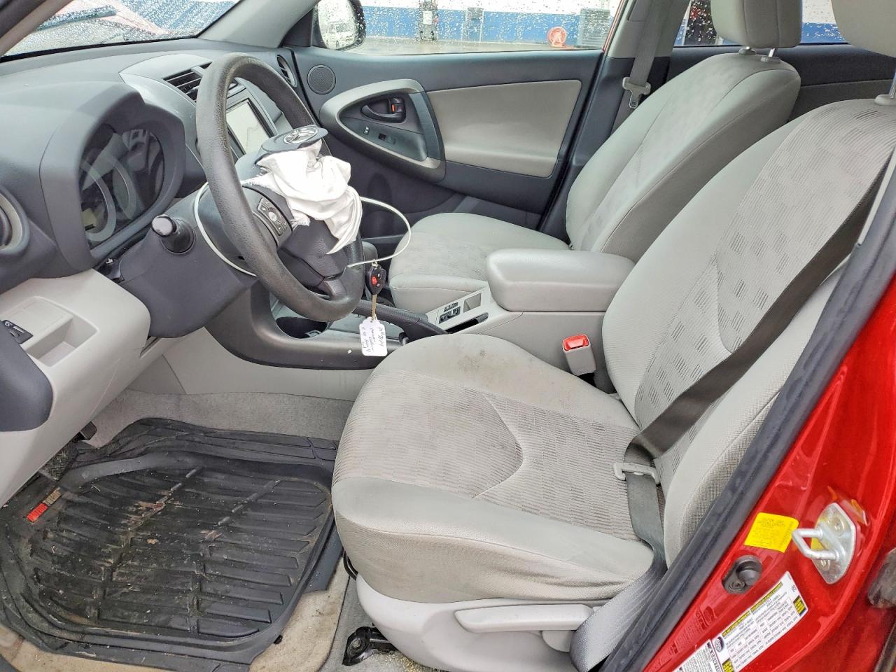 2012 TOYOTA RAV4 photo 13