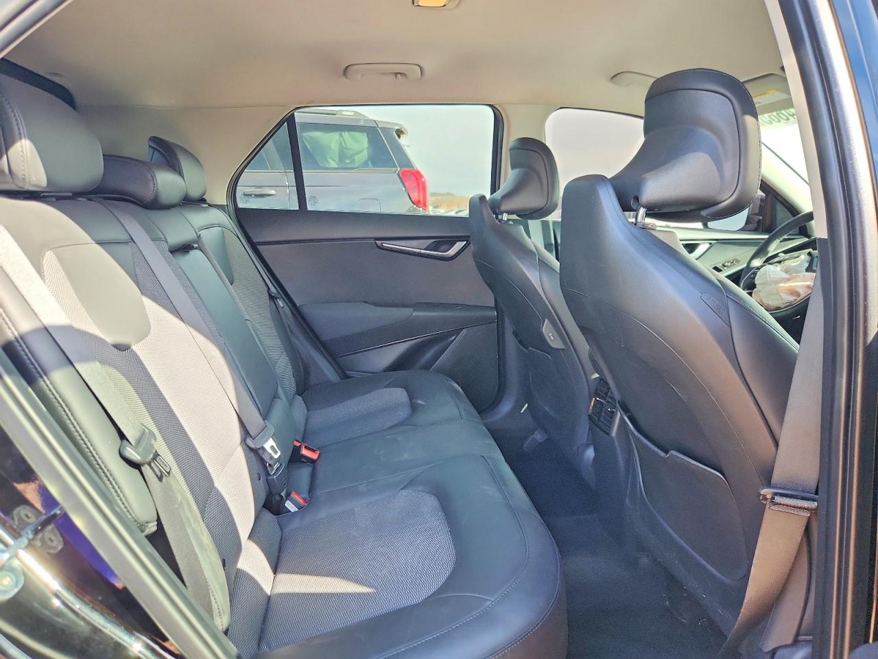2023 KIA NIRO EX photo 10