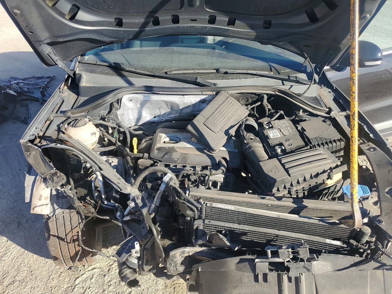 2017 VOLKSWAGEN TIGUAN WOLFSBURG photo 12