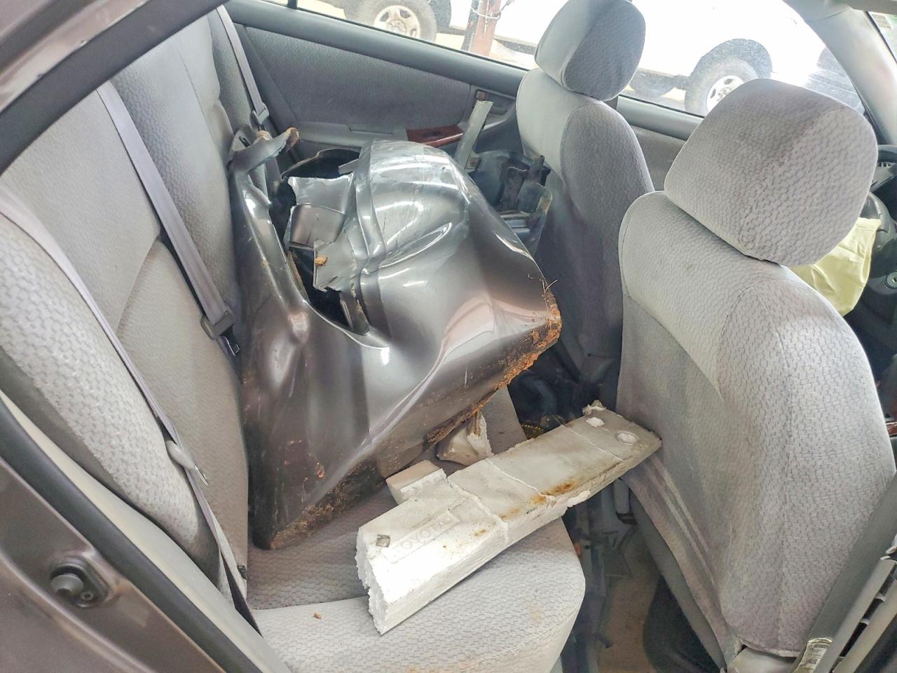 2003 TOYOTA COROLLA LE photo 10