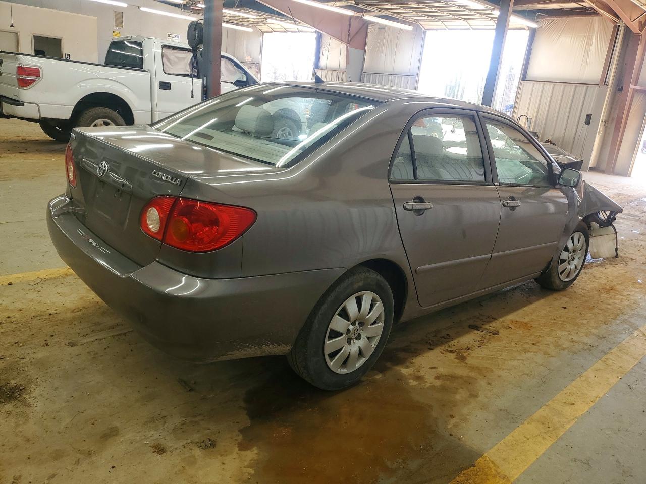 2003 TOYOTA COROLLA LE photo 3