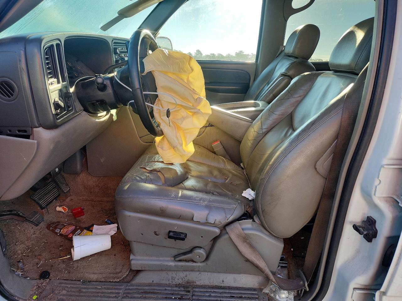 2003 CHEVROLET TAHOE C1500 photo 13