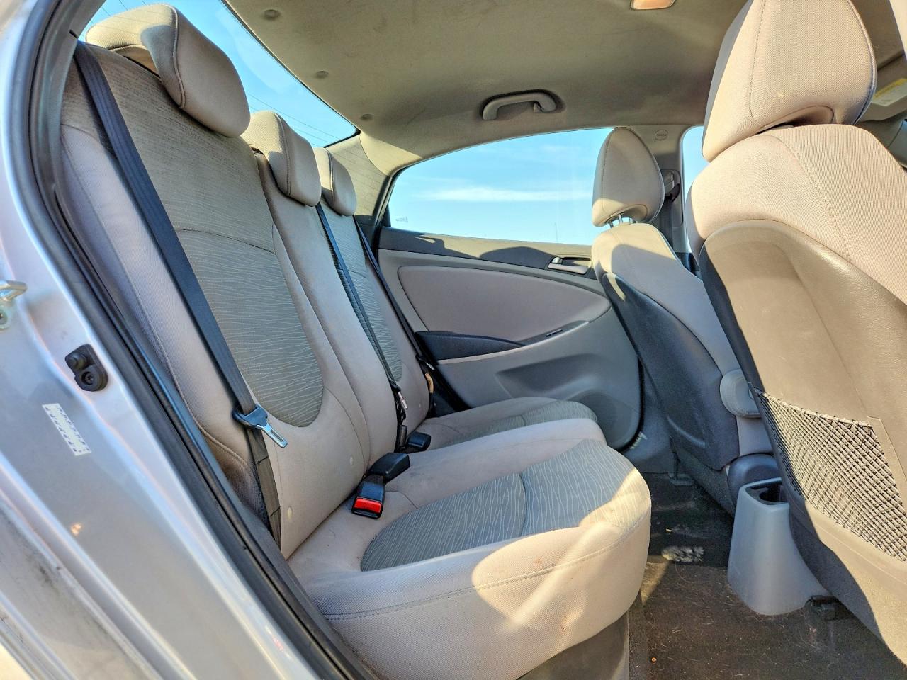 2016 HYUNDAI ACCENT SE photo 10