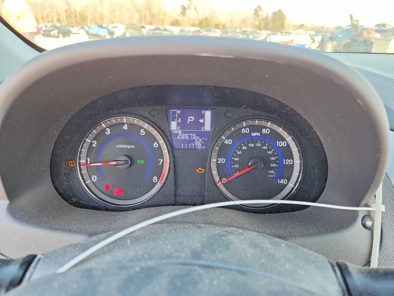 2016 HYUNDAI ACCENT SE photo 9