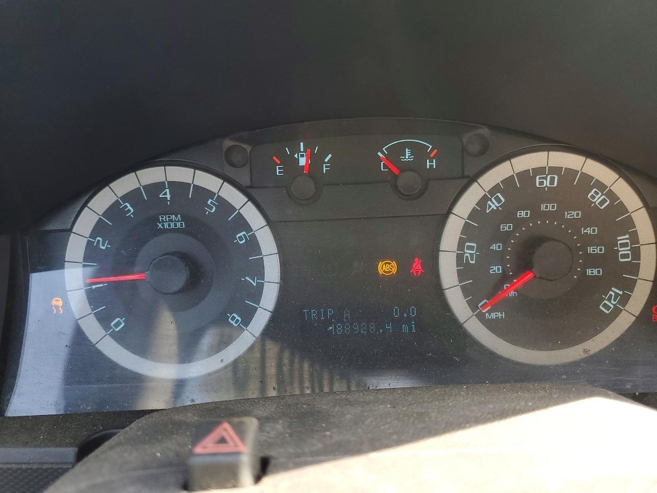 2010 FORD ESCAPE XLT photo 17