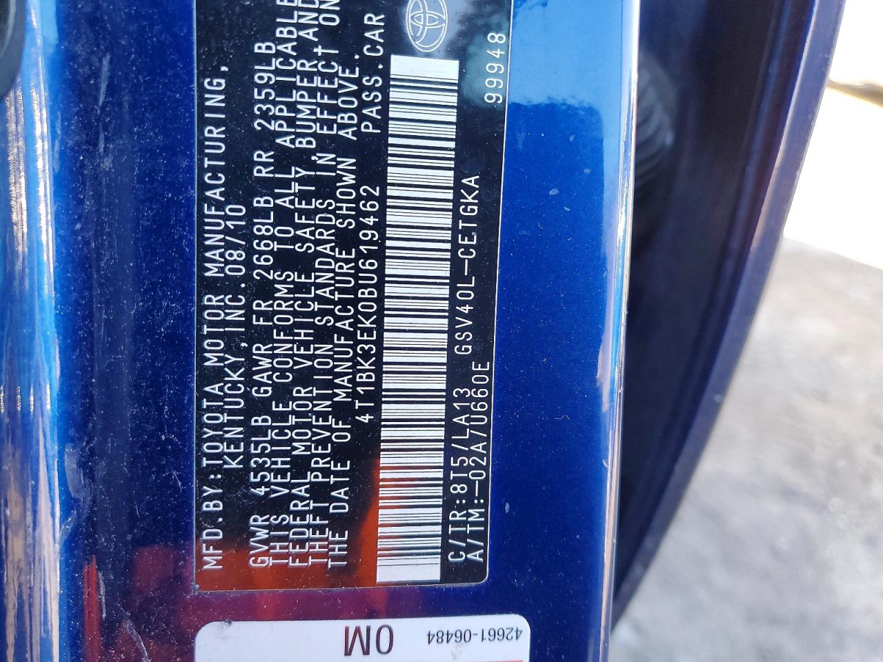 2011 TOYOTA CAMRY SE photo 23