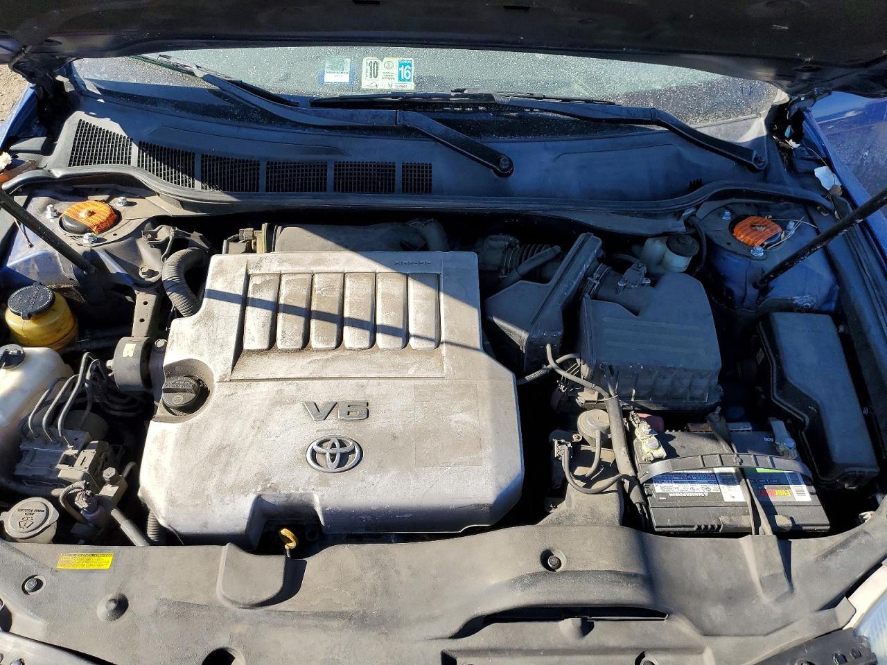 2011 TOYOTA CAMRY SE photo 21