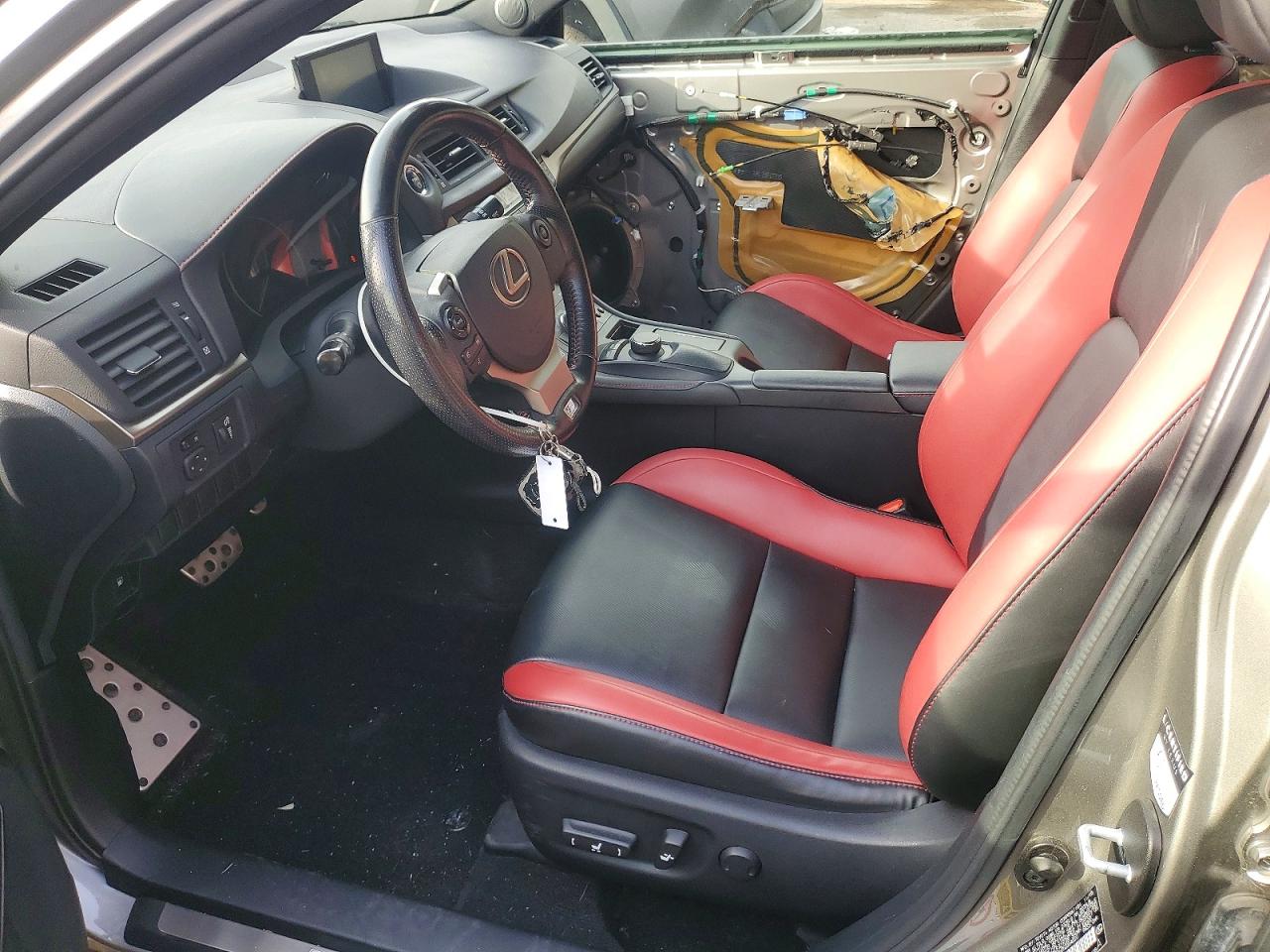 2016 LEXUS CT 200 photo 7
