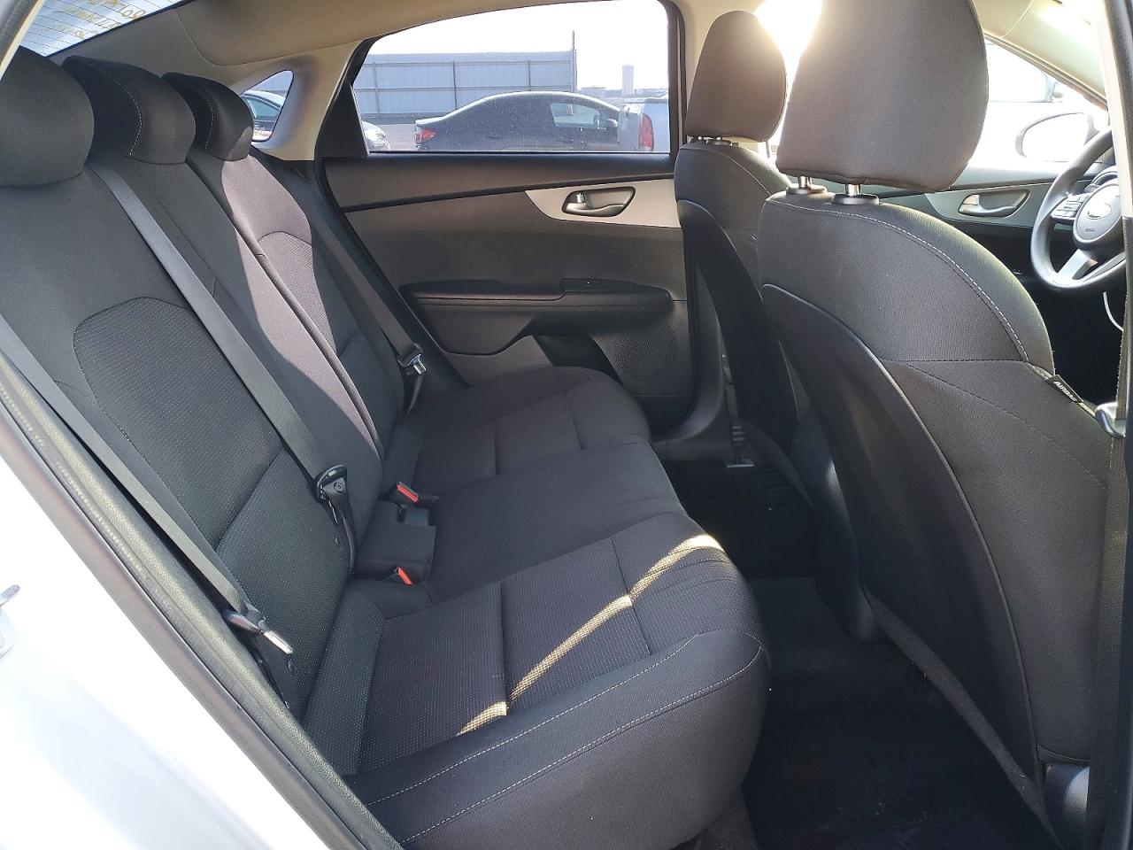 2021 KIA FORTE FE photo 10