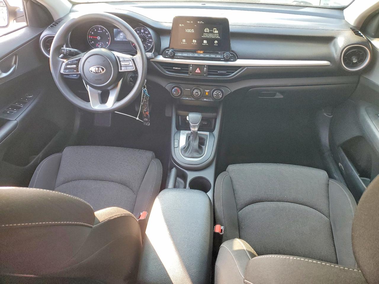 2021 KIA FORTE FE photo 8