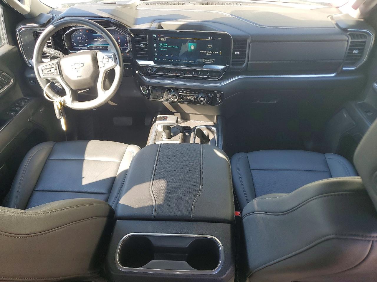 2024 CHEVROLET SILVERADO K1500 LTZ photo 8