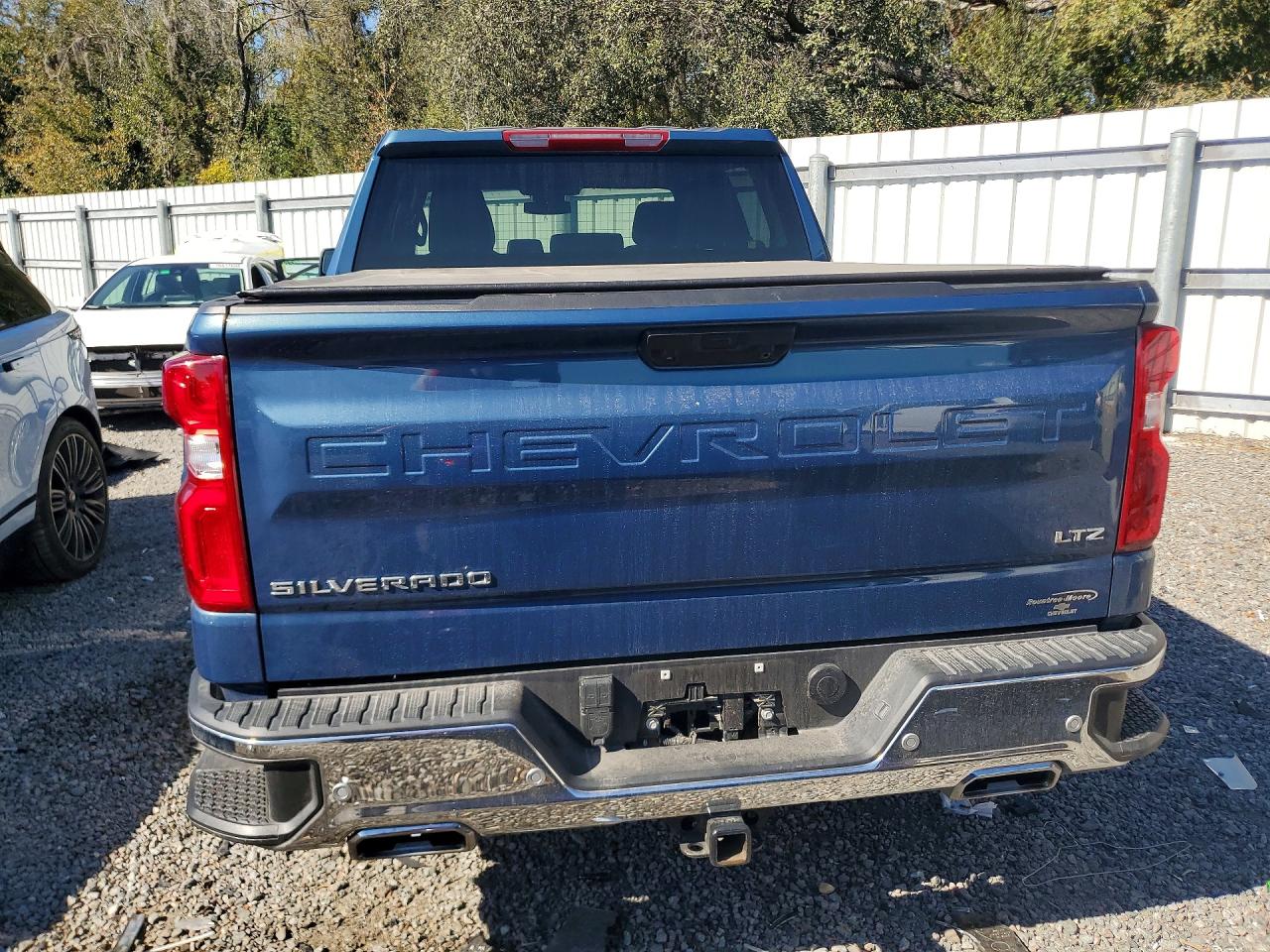 2024 CHEVROLET SILVERADO K1500 LTZ photo 6