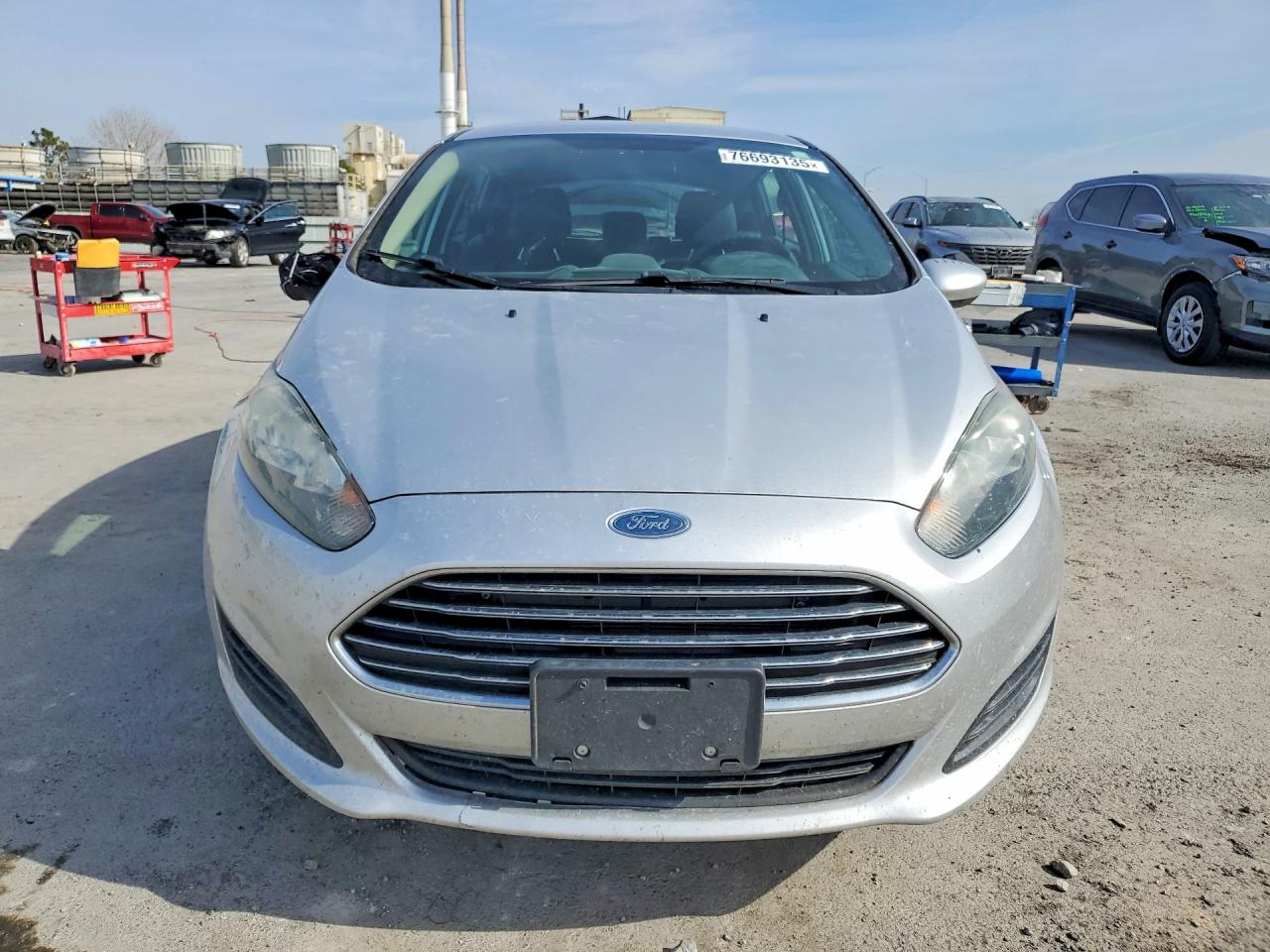 2018 FORD FIESTA SE photo 9