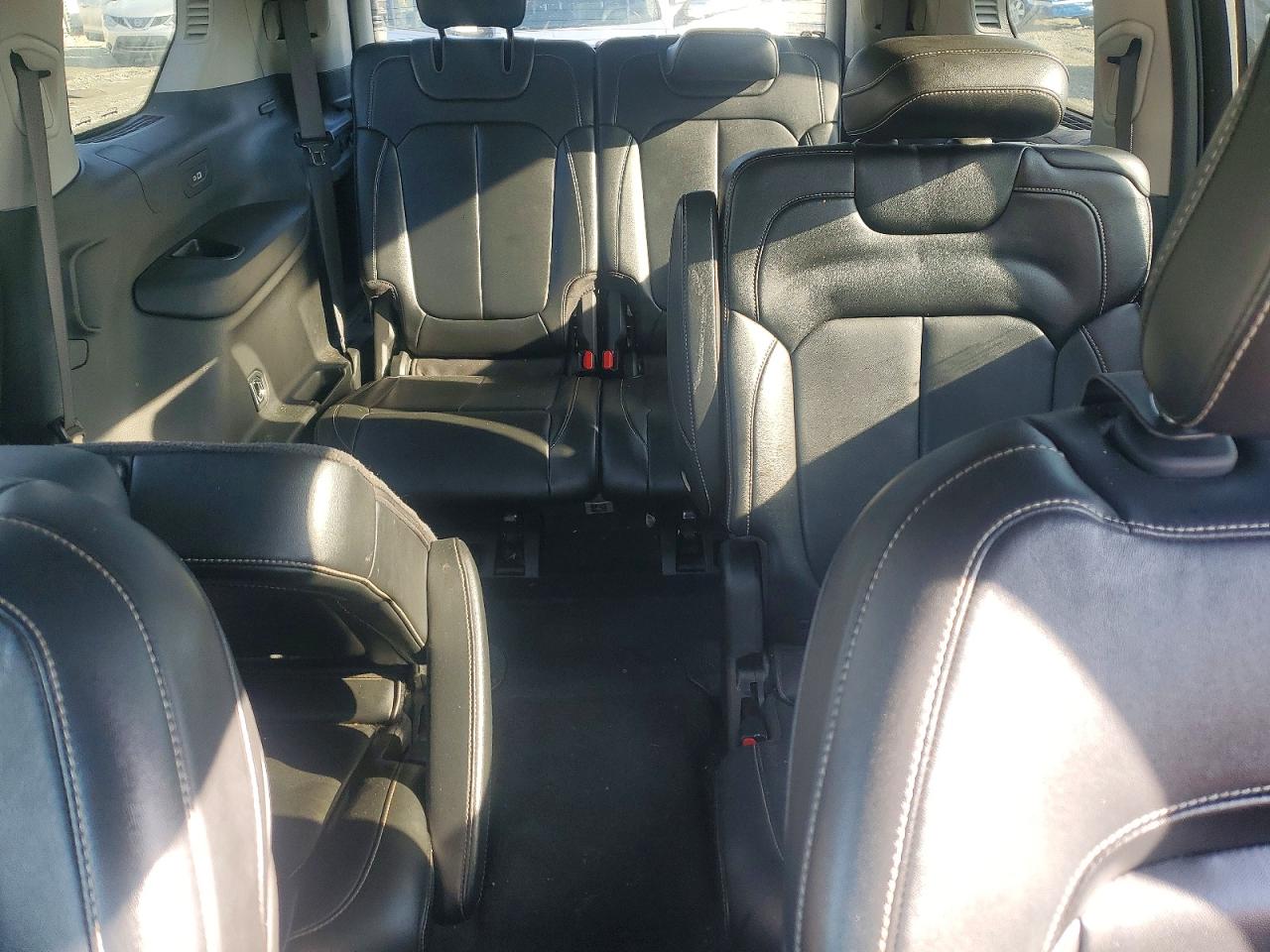2022 JEEP GRAND CHEROKEE L LIMITED photo 10