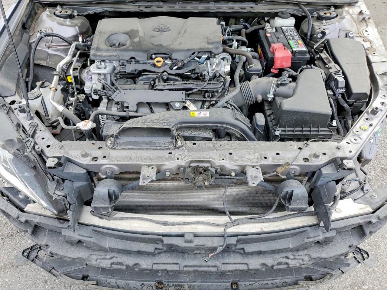 2021 TOYOTA CAMRY LE photo 11