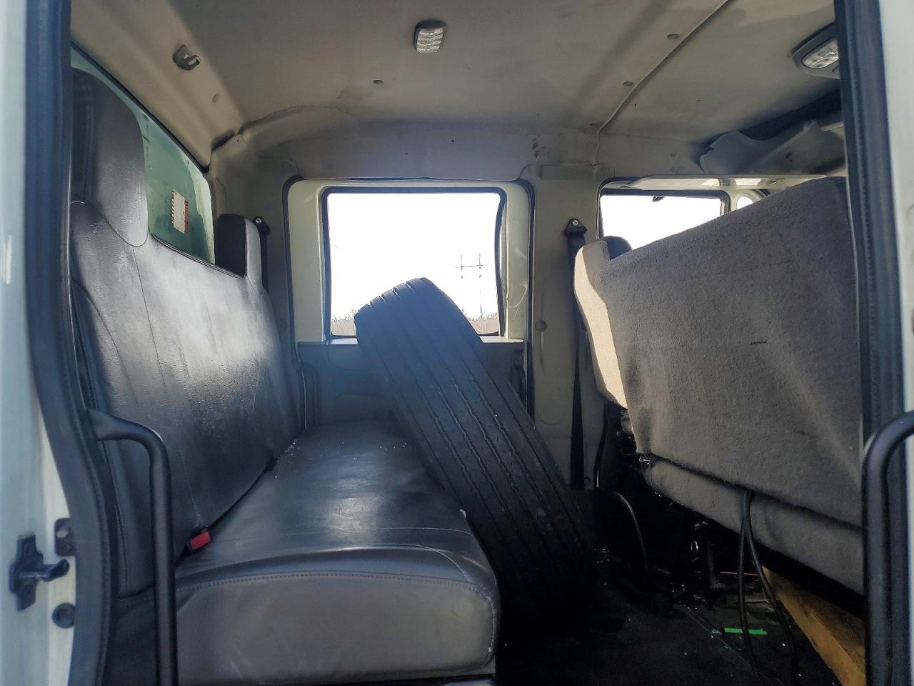 2017 INTERNATIONAL MA025 BOX TRUCK photo 6