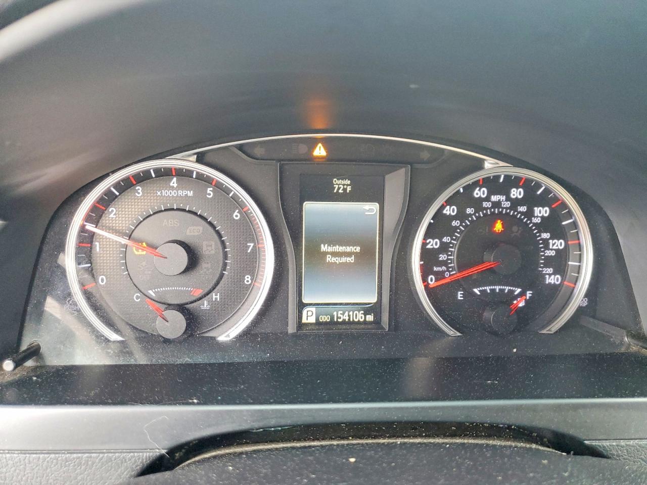 2015 TOYOTA CAMRY SE photo 17
