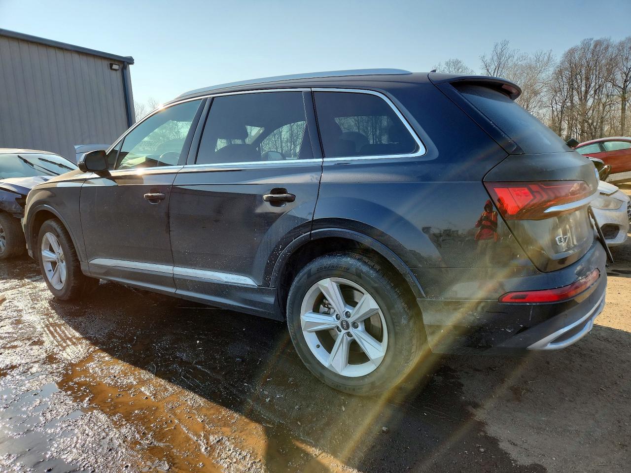 2021 AUDI Q7 PREMIUM photo 2