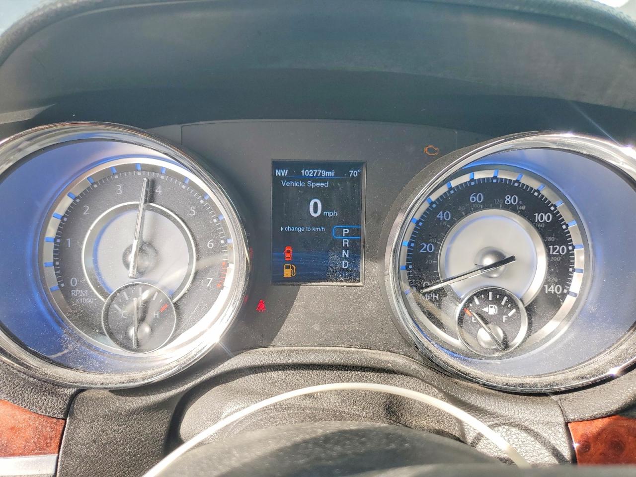 2014 CHRYSLER 300 photo 17