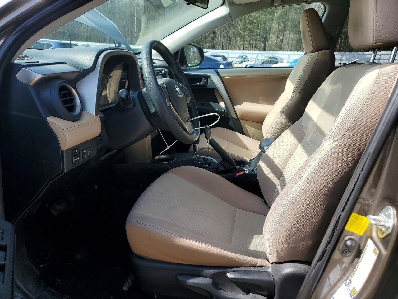 2013 TOYOTA RAV4 XLE photo 7