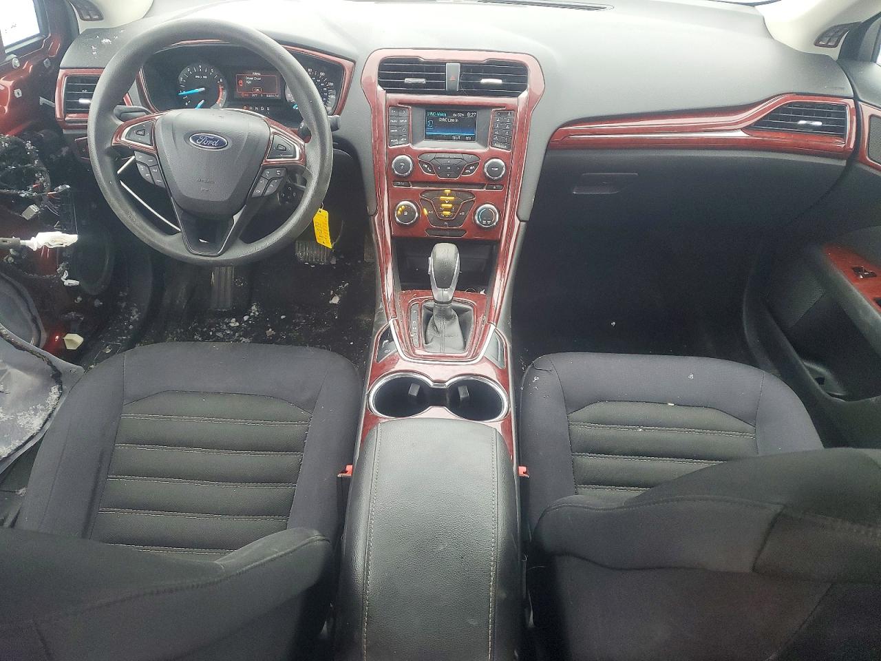 2014 FORD FUSION SE photo 8