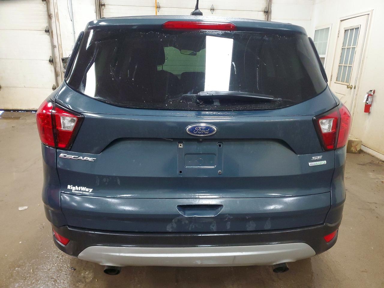 2019 FORD ESCAPE SE photo 6