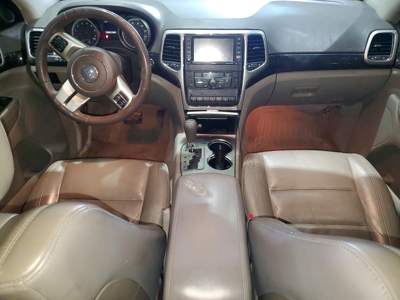 2011 JEEP GRAND CHEROKEE LAREDO photo 15
