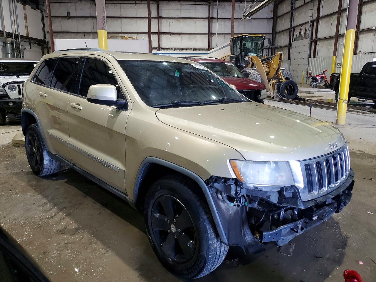 2011 JEEP GRAND CHEROKEE LAREDO photo 7
